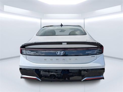New 2024 Hyundai Sonata Limited image 4