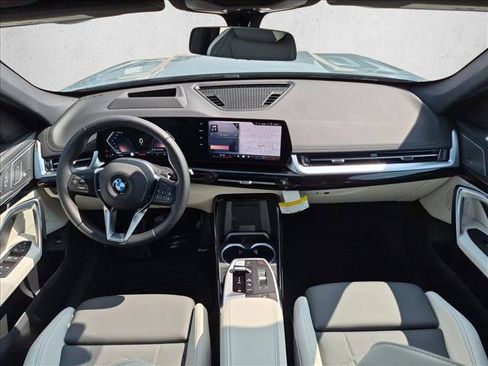 New 2027 BMW X1 xDrive28i AWD/4WD image 15