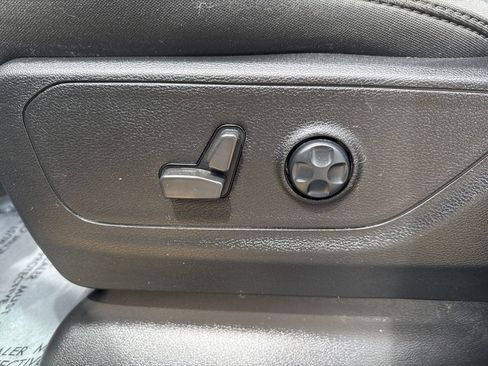 Used 2021 RAM 1500 Big Horn AWD/4WD image 21