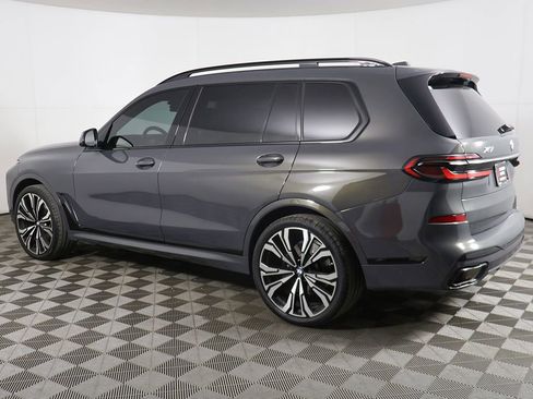 Used 2023 BMW X7 xDrive40i w/ Executive Package AWD/4WD image 18