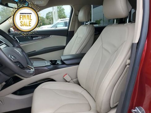 Used 2016 Lincoln MKX Select w/ Select Plus Package image 16