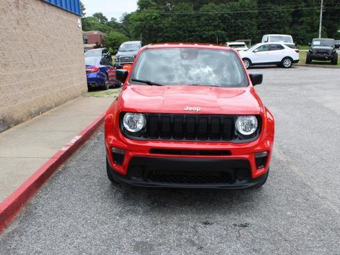 Used 2021 Jeep Renegade Sport FWD image 2