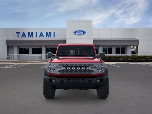 New 2025 Ford Bronco Badlands w/ Sasquatch Package image 6