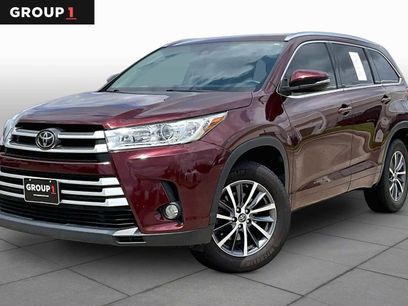 Used 2017 Toyota Highlander XLE