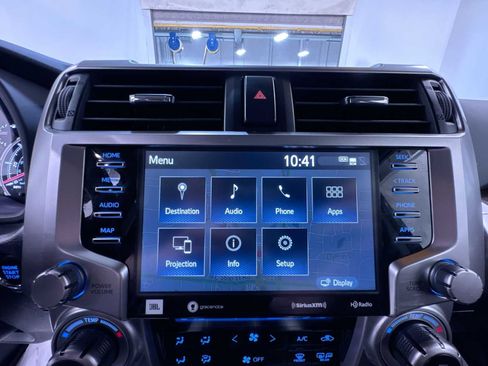 Used 2020 Toyota 4Runner Limited AWD/4WD image 25