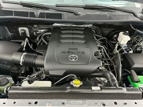 Used 2017 Toyota Tundra SR5 w/ SR5 Upgrade Package RWD image 30