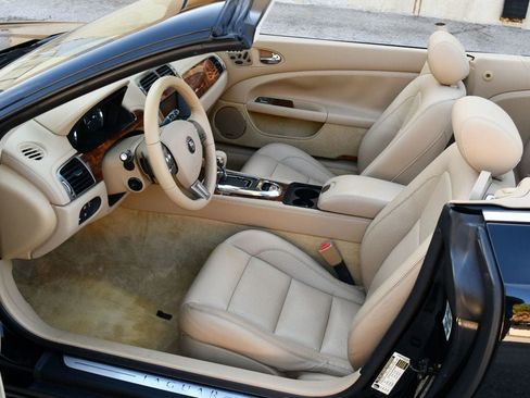 Used 2008 Jaguar XK Convertible RWD image 56