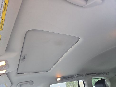 Used 2017 Nissan Armada Platinum image 11