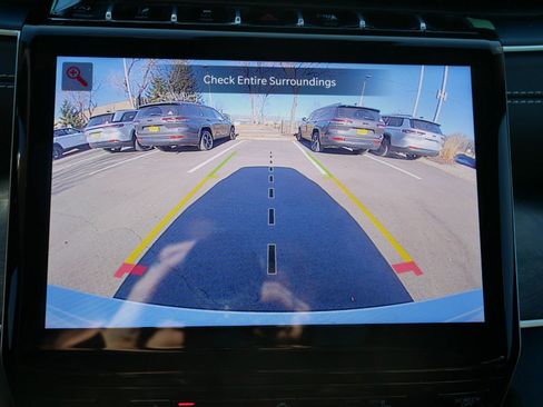 New 2025 Jeep Grand Cherokee Limited w/ Trailer Tow Package image 17