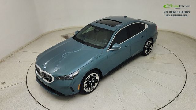 Used 2026 BMW i5 xDrive40 AWD/4WD image 23