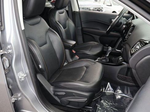 Used 2019 Jeep Compass Limited image 17