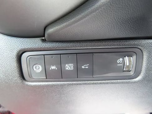 Used 2025 Chevrolet Equinox EV RS w/ Convenience Package II AWD/4WD image 34