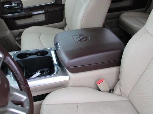 Used 2017 RAM 1500 Laramie w/ Convenience Group image 35