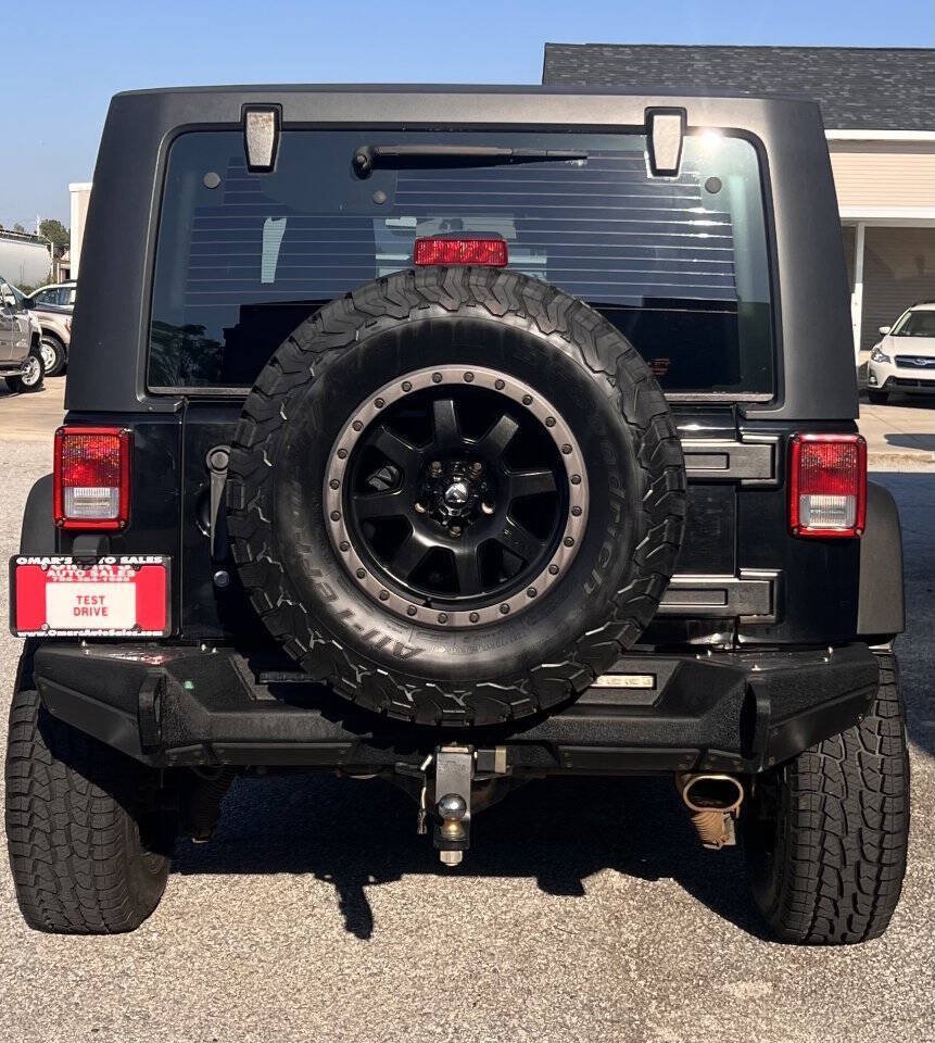 Used 2013 Jeep Wrangler Sport AWD/4WD image 6