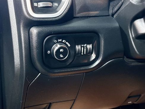 Used 2019 RAM 2500 Big Horn image 11