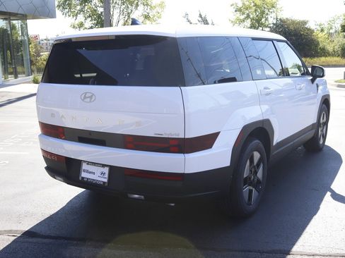 New 2026 Hyundai Santa Fe SE image 5