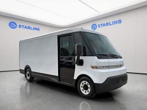 Used 2024 Chevrolet Brightdrop 600 w/ Commercial Equipment Package AWD/4WD image 14