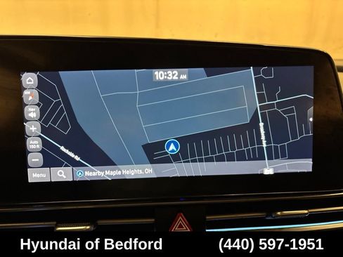 Used 2024 Hyundai Elantra SEL FWD image 18