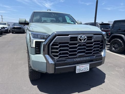 Used 2025 Toyota Tundra Platinum w/ TRD Off-Road Package AWD/4WD image 6