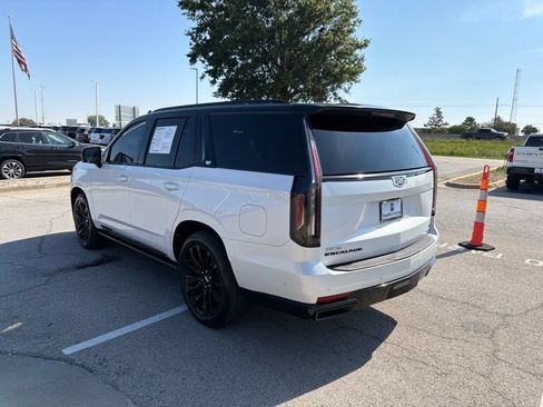 Used 2023 Cadillac Escalade Sport w/ LPO, ONYX Package AWD/4WD image 6