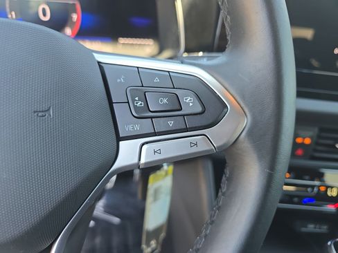 Used 2025 Volkswagen Jetta Sport FWD image 21