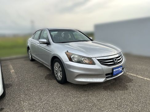 Used 2012 Honda Accord LX image 2