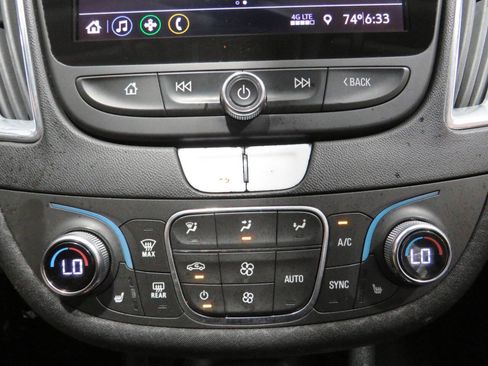Used 2020 Chevrolet Malibu LT image 20