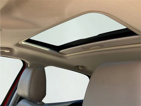 Used 2020 Ford EcoSport Titanium image 31