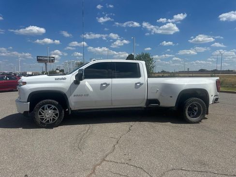 Used 2021 Chevrolet Silverado 3500 High Country AWD/4WD image 2