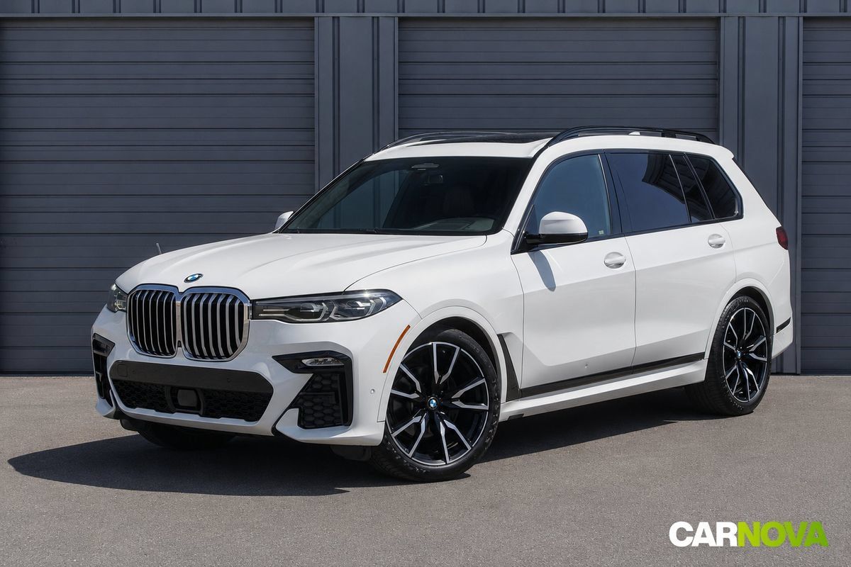 Used 2020 BMW X7 xDrive40i w/ M Sport Package AWD/4WD image 1