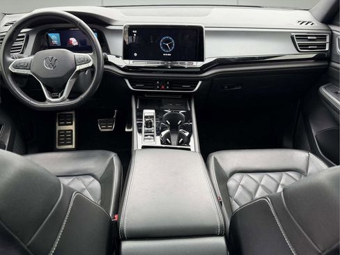 Used 2024 Volkswagen Atlas Cross Sport SEL Premium R-Line image 2