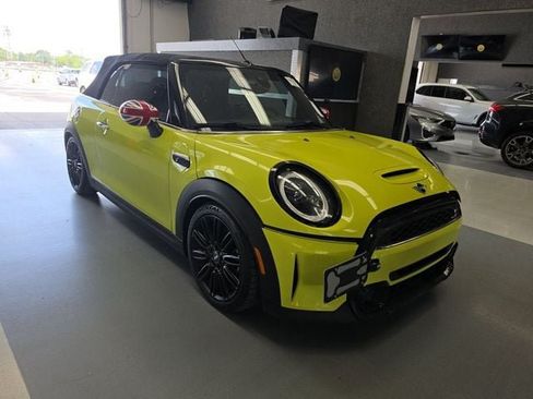 Used 2022 MINI Cooper S FWD image 2