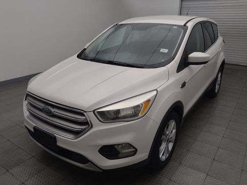 Used 2017 Ford Escape SE FWD image 15