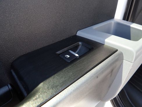 Used 2025 Ford F350 XLT AWD/4WD image 31