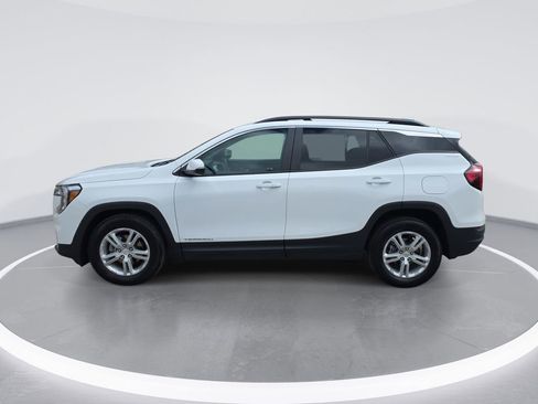 Certified 2024 GMC Terrain SLE w/ Driver Convenience Package FWD image 7