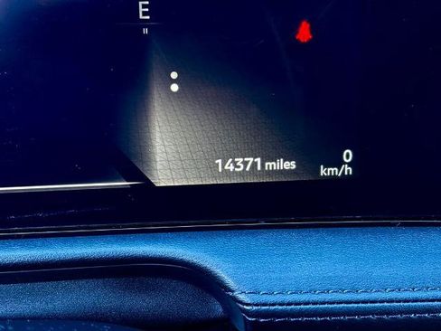 Certified 2024 Nissan Ariya AWD image 20