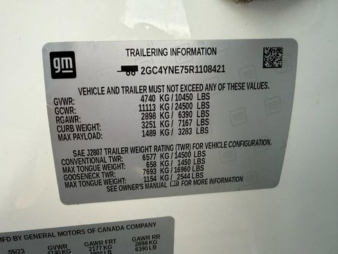 Used 2024 Chevrolet Silverado 2500 LT w/ Convenience Package image 44