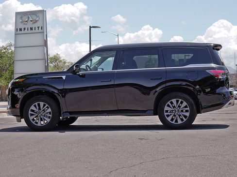 Certified 2026 INFINITI QX80 Pure w/ Cargo Package AWD/4WD image 2