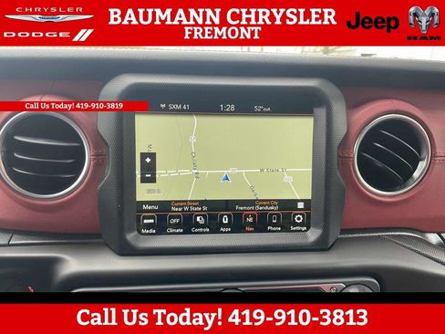 Used 2023 Jeep Wrangler Unlimited Rubicon 4xe image 20