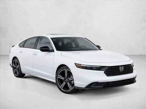 Certified 2023 Honda Accord Sport image 3