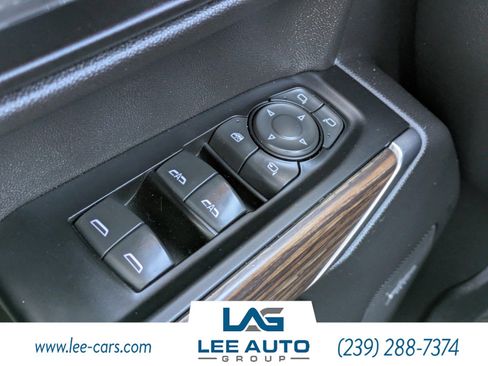 Used 2019 Chevrolet Silverado 1500 High Country image 19