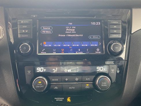 Used 2020 Nissan Rogue Sport SL image 22