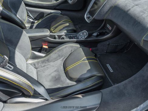 Used 2018 McLaren 570S Spider RWD image 40
