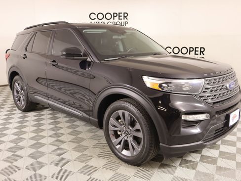 Used 2023 Ford Explorer XLT w/ Equipment Group 202A image 1