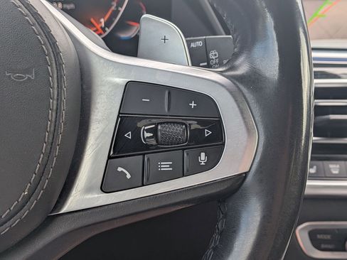 Used 2020 BMW X7 xDrive40i w/ M Sport Package AWD/4WD image 18