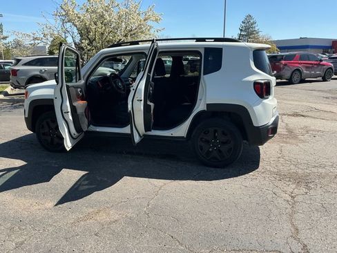 Used 2018 Jeep Renegade Sport w/ Power & Air Group AWD/4WD image 22