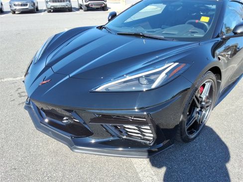 Used 2020 Chevrolet Corvette Stingray Premium Cpe w/ 3LT Preferred Equipment Group image 9