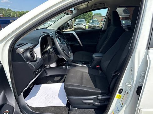 Used 2018 Toyota RAV4 LE w/ All Weather Liner Package AWD/4WD image 24