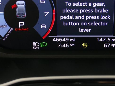 Used 2024 Audi Q3 2.0T Premium image 16