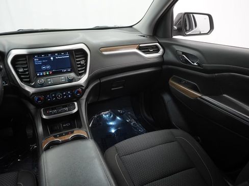 Used 2023 GMC Acadia SLE w/ Driver Convenience Package AWD/4WD image 17